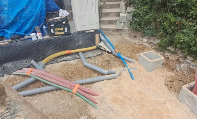 Pose de canalisations de toilettes aux Issambres, Sainte-Maxime, LVTP Terrassement