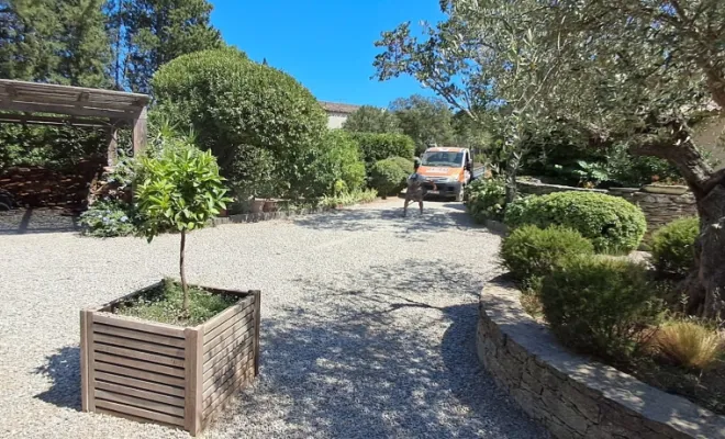 pose de micro station au plan de la tour , Sainte-Maxime, LVTP Terrassement